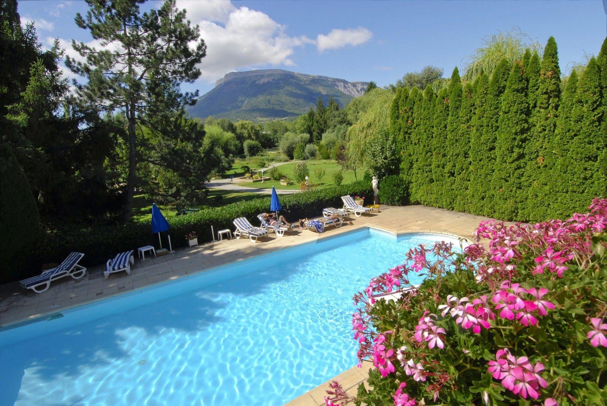 Hotel & Restaurant Azur La Freissinouse Exteriér fotografie